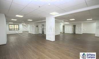 Imagem 3: Prédio comercial de 4.493 m² e 15 andares em ótimo estado