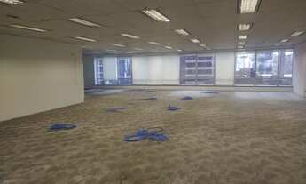 Imagem 6: Belíssimo conjunto coml. sendo meia laje com 330 metros, vão livre, 6 banh. 10 vagas, ar c