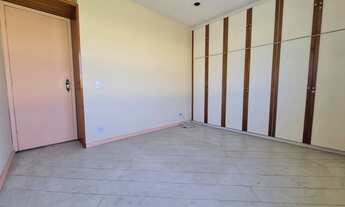 Imagem 5: Apartamento de 2 quartos com varanda próximo a Praia da Bica