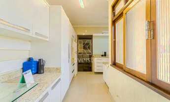 Imagem 2: CASA AMPLA AO LADO DO BOTÂNICO!