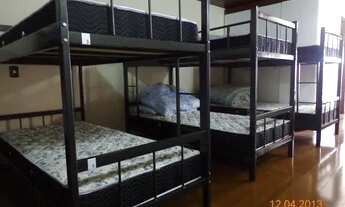 Imagem: Quarto coletivo simples somente homoafetivos