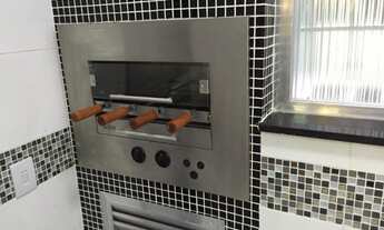 Imagem 6: Alugo Belíssimo Apartamento Praia de Icaraí R$2900,00 Reformado Moderno Com Garagem