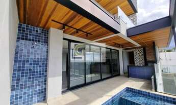 Imagem 1: Sobrado a venda no Condomínio Residencial Jaguary com 4 dormitórios, sendo 2 suítes!