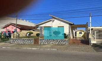 Imagem 2: Casa principal com casa nos fundos com 5 Quartos e 4 banheiros para Alugar em Santa Felici