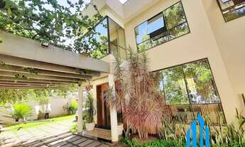 Imagem 5: Magnifica mansão as margens do canal de Guarapari