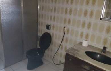 Imagem 7: Casa filé nos Cavaleiros c/ 4qts, send 1suíte, 2brs, 2vgs, quintal, amrs pnjds