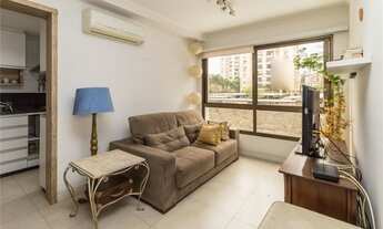 Imagem 2: Apartamento com 3 Dormitorio(s) localizado(a) no bairro Passo da Areia em Porto Alegre