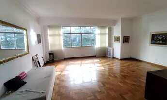 Imagem 2: Apartamento para venda possui 130 metros quadrados com 3 quartos em Copacabana - Rio de Ja