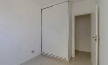 Imagem 7: Apartamento com 2 dormitórios para alugar, 68 m² por R$ 2.299,35 - Centro - Curitiba/PR