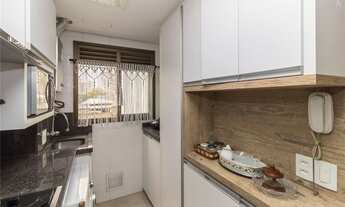 Imagem 7: Apartamento com 3 Dormitorio(s) localizado(a) no bairro Passo da Areia em Porto Alegre