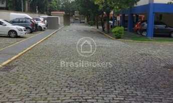 Imagem: 02 Qts com Piscina e Churrasqueira