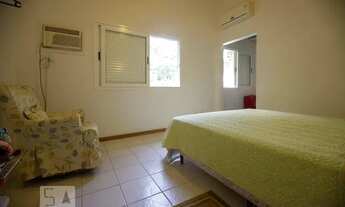 Imagem 2: Apartamento para Aluguel - Canto da Lagoa, 2 Quartos, 77 m2