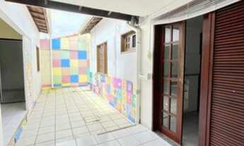 Imagem 6: Casa de condomínio para venda tem 110 metros quadrados com 4 quartos