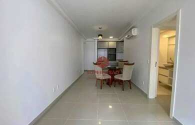 Imagem 2: Apartamento com 2 dormitórios à venda, 69 m² por R$ 690.000,00 - Balneário - Florianópolis