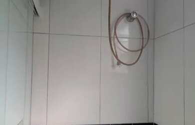 Imagem 2: Casinha amarela Casa com 2 dormitórios