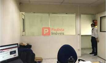 Imagem 5: Galpão para venda e locação com 582m², com divisórias, pé direito duplo 4 banheirosPlanal