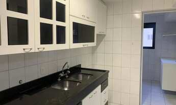 Imagem 7: Apartamento para aluguel possui 98 metros quadrados com 2 quartos em Cidade Monções - São