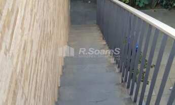 Imagem 2: Casa de rua-À VENDA-Vila Valqueire-Rio de Janeiro-RJ