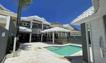 Imagem: Casa Tríplex 5 Quartos Condomínio Interlagos