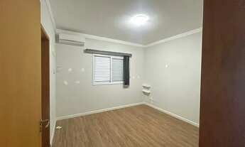 Imagem 6: Sobradão com 4 Dormitórios + Piscina e Área Gourmet [Pintado e Reformado recentemente