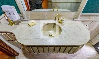 Imagem 4: Casa de condomínio para venda com 460 metros quadrados com 4 quartos