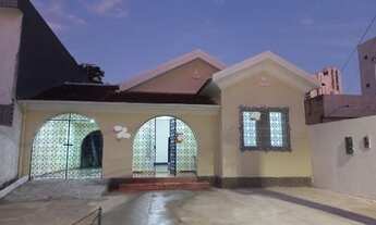 Imagem: CASA COMERCIAL NA MADALENA 150 m2 com 4