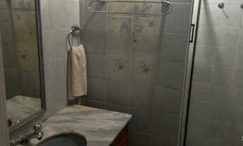 Imagem 3: Quarto em apartamento no centro de Pelotas