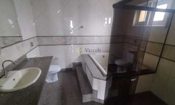 Imagem: Casa de dois pavimentos na Rua Fernando