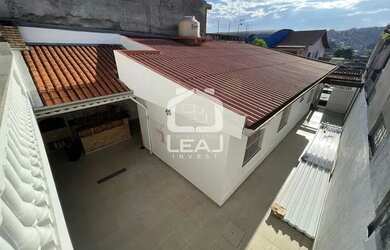 Imagem 3: Casa de 160 m², com 3 dormitórios, cozinha planejada, sala e garagem, para locação por R