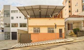 Imagem: Casa espaçosa e bem localizada no São