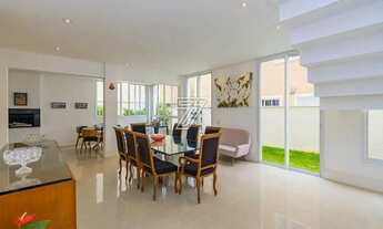 Imagem 7: Casa em condomínio com 4 suítes e 5 vagas em Santa Felicidade