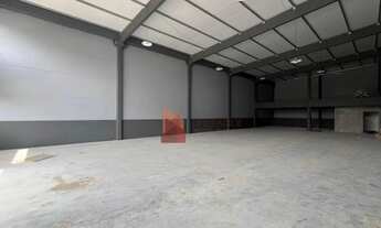 Imagem 2: ALUGUEL: GALPÃO COMERCIAL 414 METROS PRÓXIMO DA RUA REINALDO SCHMITHAUSEN