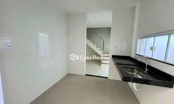 Imagem 2: Casa Moderna em Condomínio Próxima à Cohama