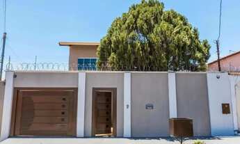 Imagem: Casa à venda no setor Vila Regina em Goiânia