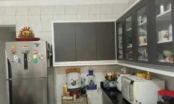 Imagem 3: Imóvel para aluguel e venda tem 190 metros quadrados com 4 quartos