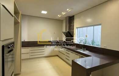 Imagem 12: Casa em Condomínio Fechado para venda com 450 m² e 4 quartos em Residencial Lago Sul, Baur