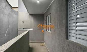 Imagem: Casa para Locação com 2 Quartos e Garagem