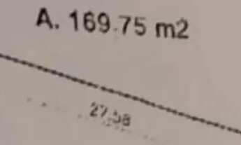 Imagem: Imóvel para venda possui 348 metros quadrados