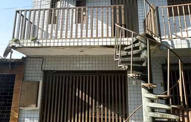 Imagem: Casa de rua - (2 quartos) Dixsept de rosado