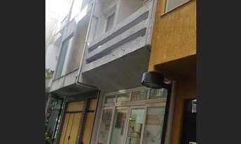 Imagem: Prédio 3 Andares (Centro Comercial )- Alphaville