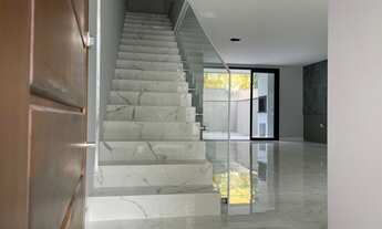 Imagem 3: Sobrado luxo Bairro América,159m2,1suítec/closet+2demi,2vagas individuais,terreno Fundos