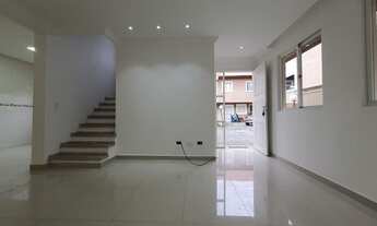 Imagem 4: Sobrado para venda tem 120 metros quadrados com 3 quartos em Pinheirinho - Curitiba - PR