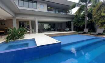 Imagem 2: MANSÃO NO CONDOMÍNIO DEL LAGO - BARRA DA TIJUCA COM 760M2/ 4 SUÍTES, SALÃO COM 112M2. 4 VA