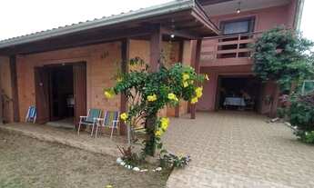 Imagem: Casa de 4 dormitórios à Venda - Xangri-lá