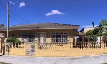 Imagem 3: CASA DE ESQUINA COM ÓTIMO APROVEITAMENTO DE ESPAÇO