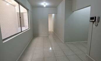 Imagem 4: Belíssimo Apartamento localização privilegiada CENTRO de<br>Curitiba por apenas R$ 2