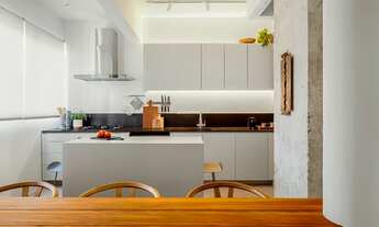 Imagem 4: Apartamento reformado em prédio assinado em higienópolis