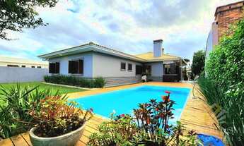 Imagem 1: Casa e Sobrado de 3 dormitórios à Venda - Xangri-lá