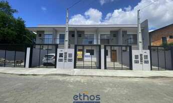 Imagem: Sobrado à venda no bairro Aventureiro