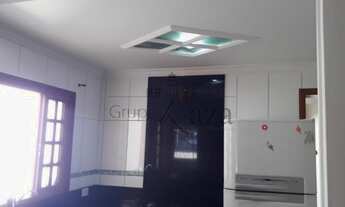 Imagem 7: Casa no Morumbi com 3 Dormitórios (1 Suíte), 2 Vagas e Cozinha Americana! Térrea!